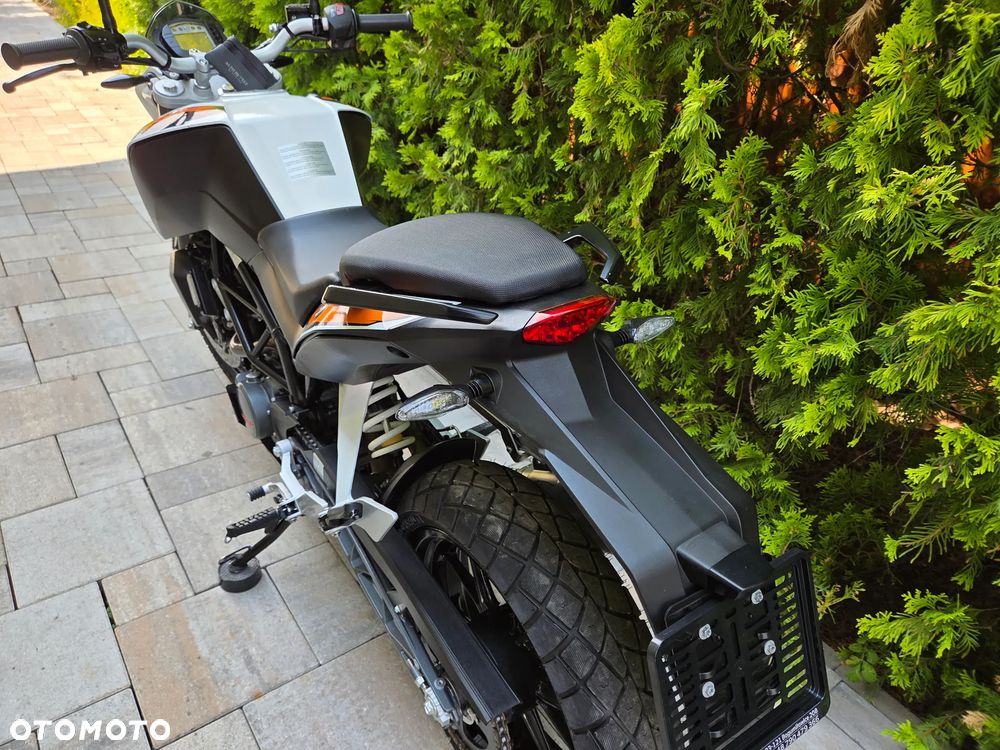 KTM Duke 125 - 17