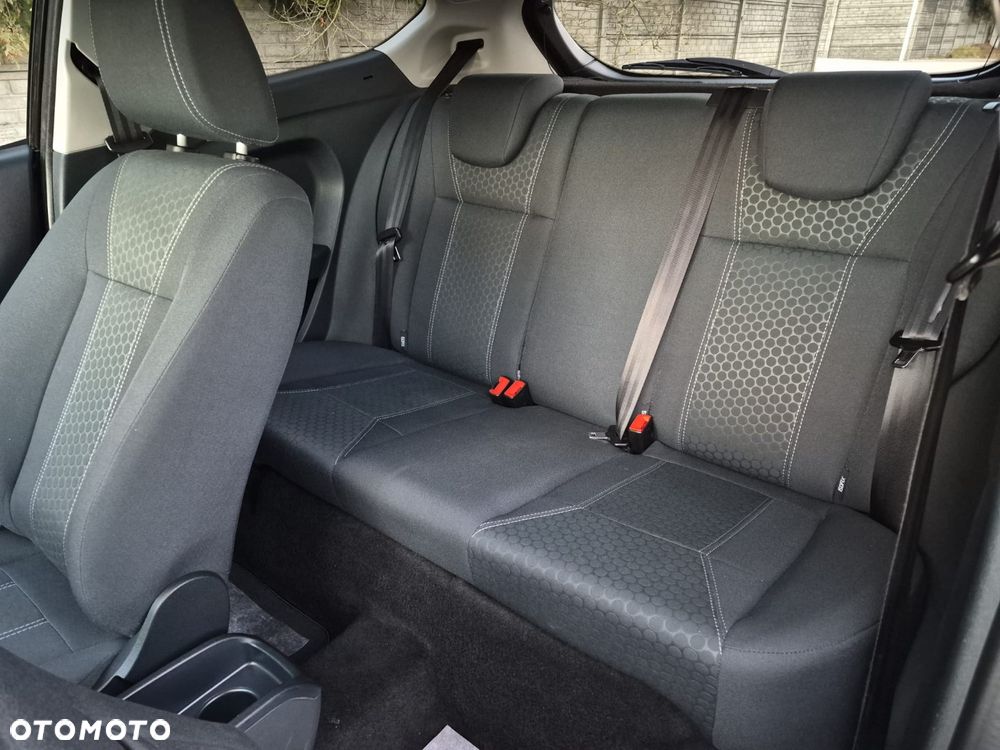 Ford Fiesta 1.25 Platinium X - 37