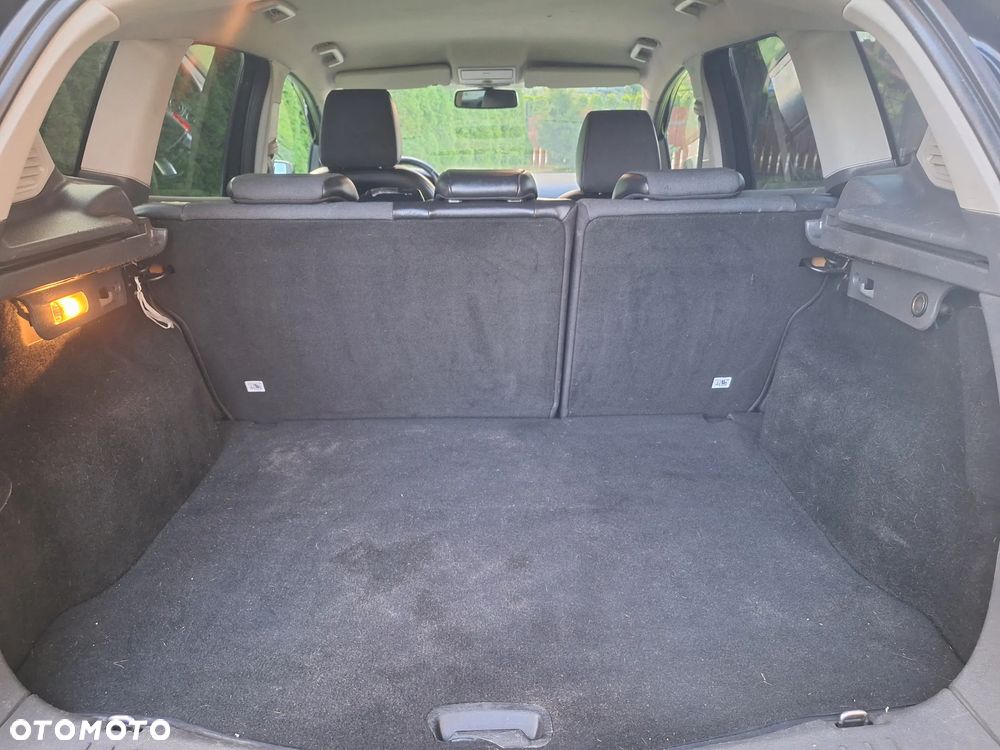 Ford Kuga - 8