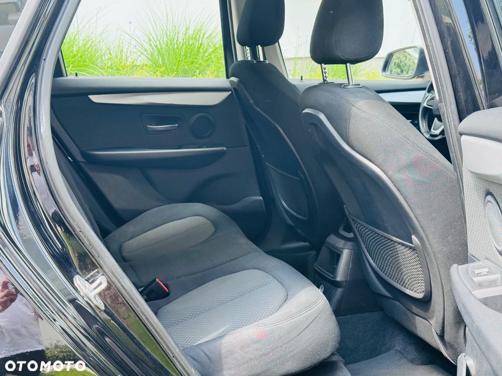 BMW Seria 2 - 38