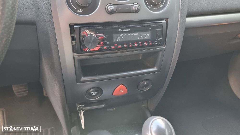 Renault Mégane 1.5 dCi Confort - 10