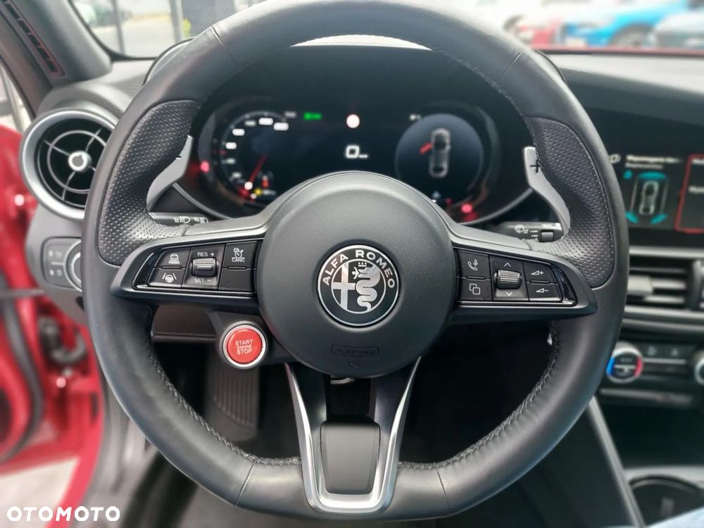 Alfa Romeo Giulia - 21