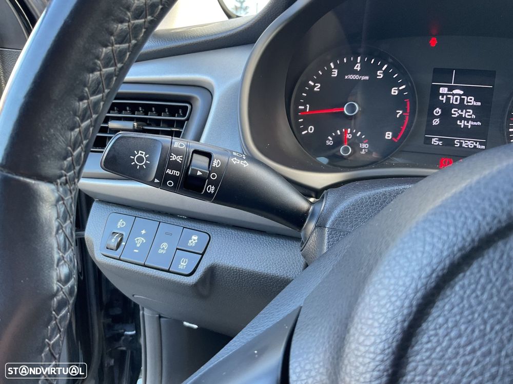 Kia Rio 1.2 CVVT Urban - 37