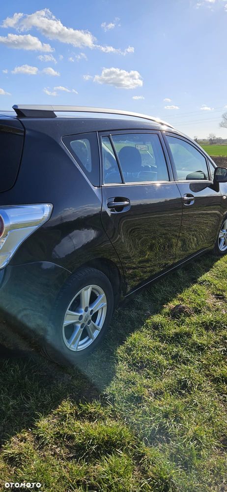 Toyota Verso 2.0 D-4D - 2