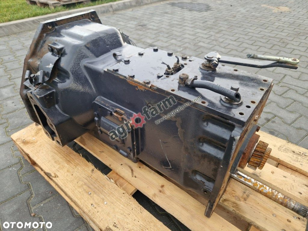 Skrzynia biegów Case CX 105 xtrashift 600100 - 2
