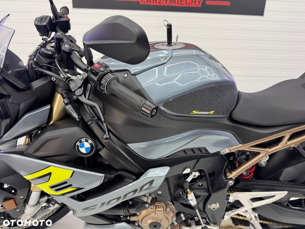 BMW S - 34