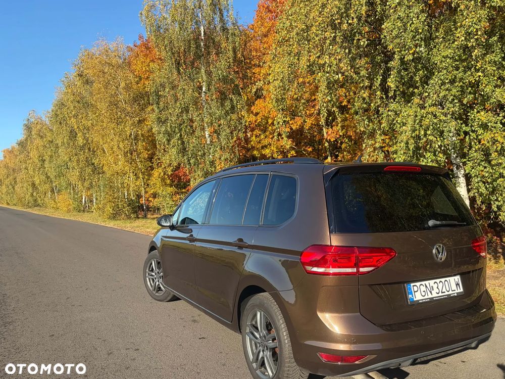 Volkswagen Touran - 6