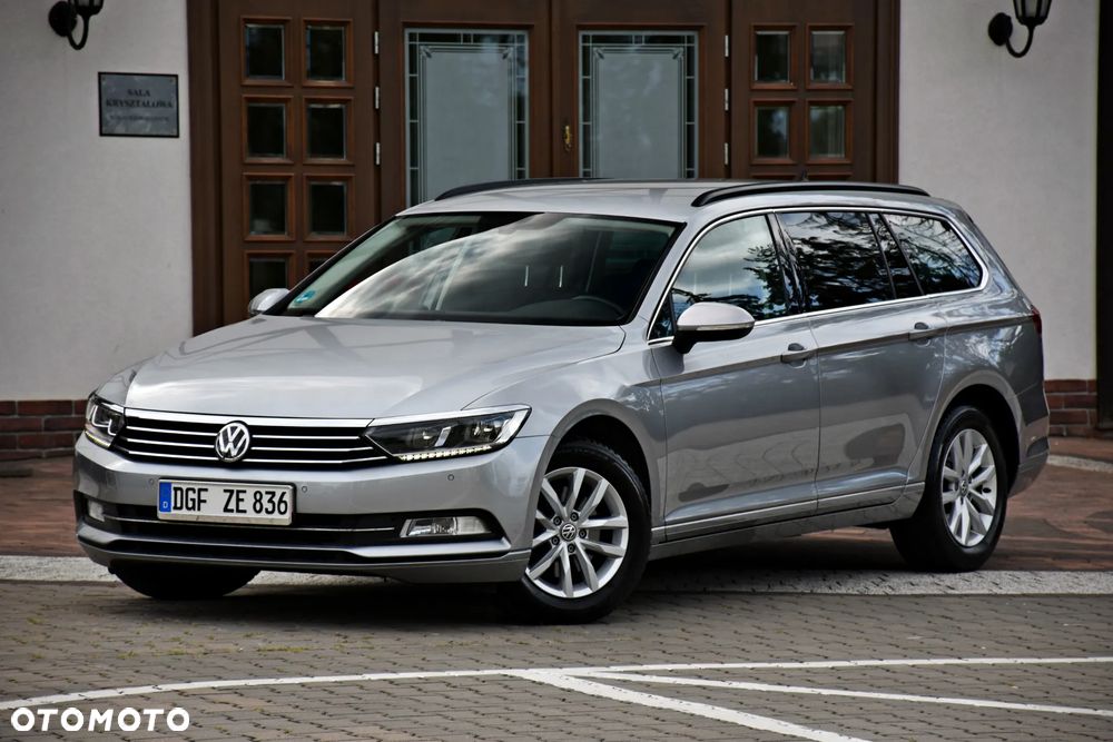 Volkswagen Passat 2.0 TDI SCR DSG Comfortline - 10