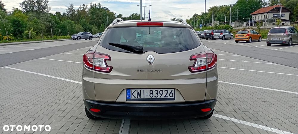 Renault Megane 1.6 16V Dynamique Euro5 - 6