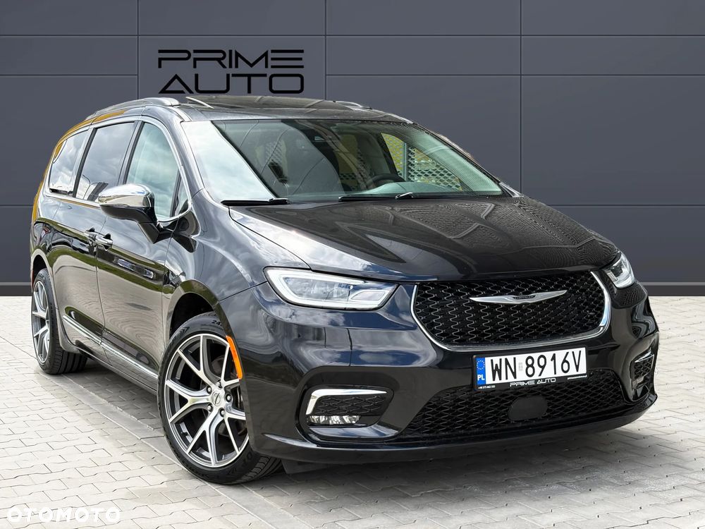 Chrysler Pacifica - 5