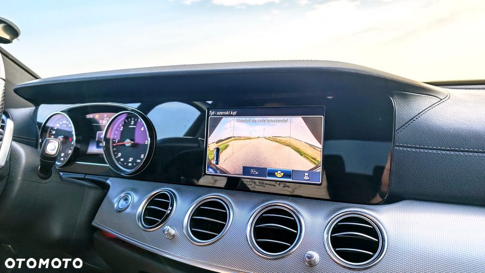 Mercedes-Benz Klasa E 220 d 9G-TRONIC - 10