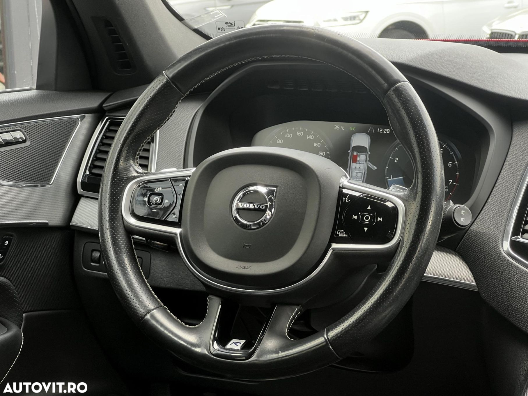 Volvo XC 90 - 10