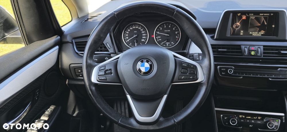BMW Seria 2 216i Active Tourer - 14