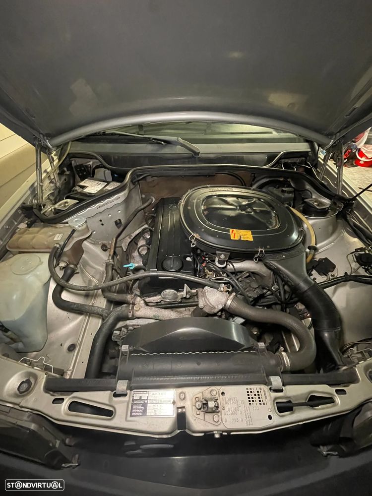 Mercedes-Benz W201 (1982-1993) - 8