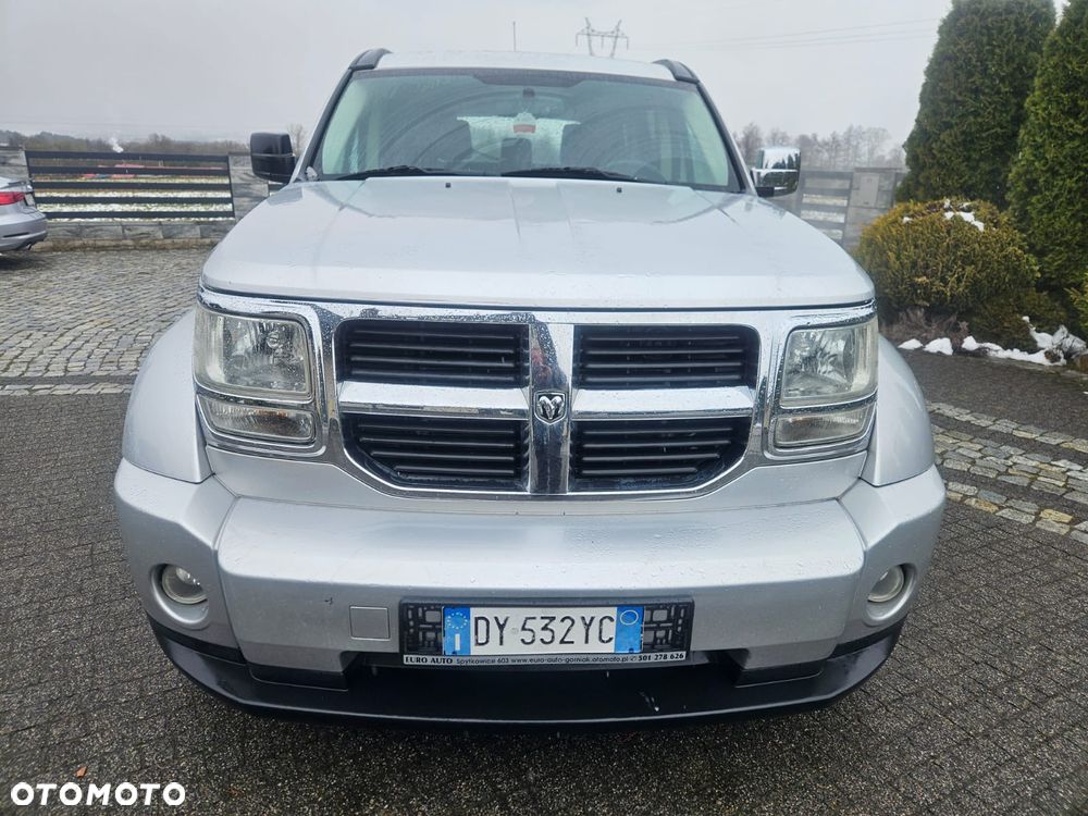 Dodge Nitro - 2