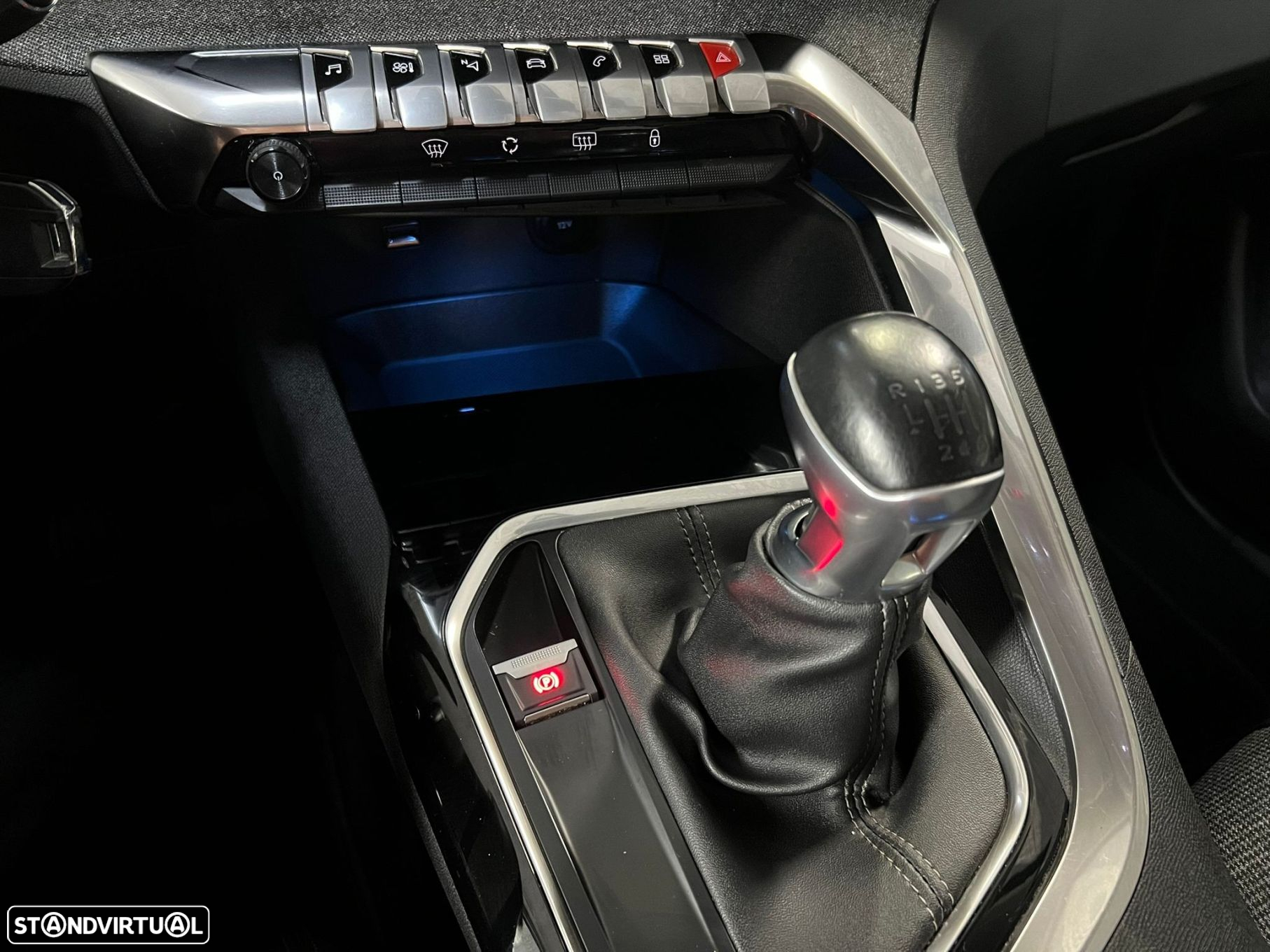 Peugeot 3008 1.2 PureTech Allure - 18