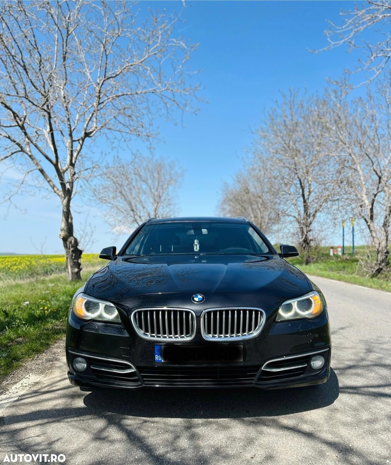 BMW Seria 5 520d Touring Aut. Modern Line - 2