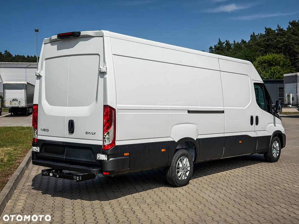 Iveco Daily 35S18HA8 V 3.0 Diesel 180KM AT8 ZF L4H2 - 8