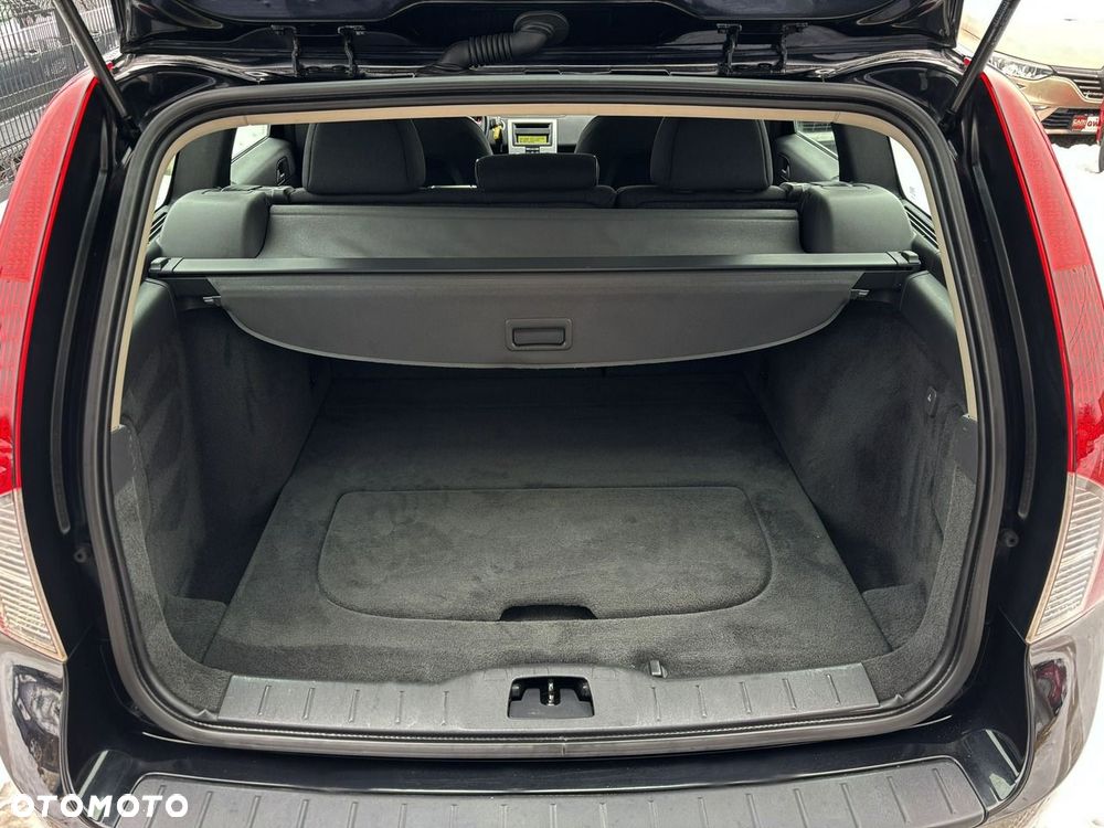 Volvo V50 - 5