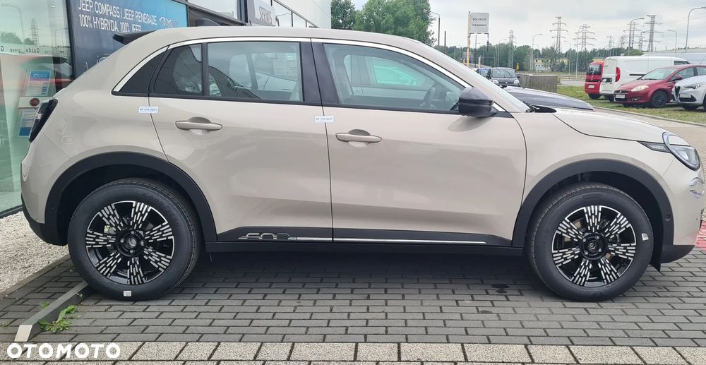 Fiat 600 1.2 Turbo Hybrid eDCT - 3