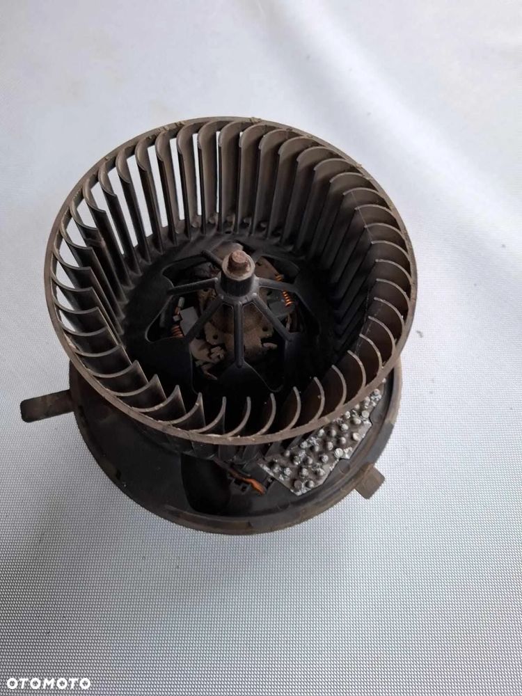 WENTYLATOR NAGRZEWNICY DMUCHAWY SILNICZEK AUDI A3 8P 8P0 REZYSTOR KOMPLET - 3
