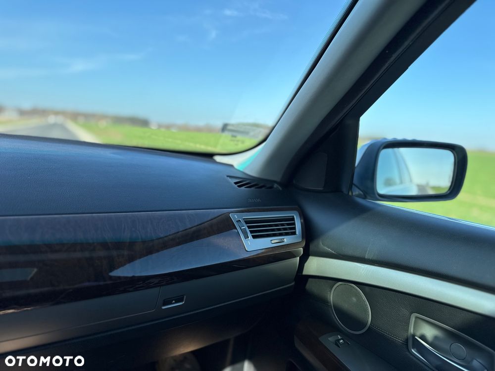 BMW Seria 7 730d - 8