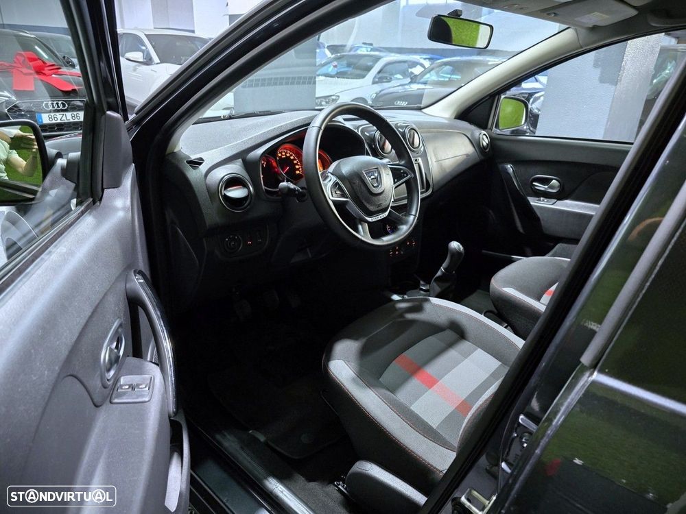 Dacia Logan MCV 0.9 TCe SL Adventure Bi-Fuel - 13