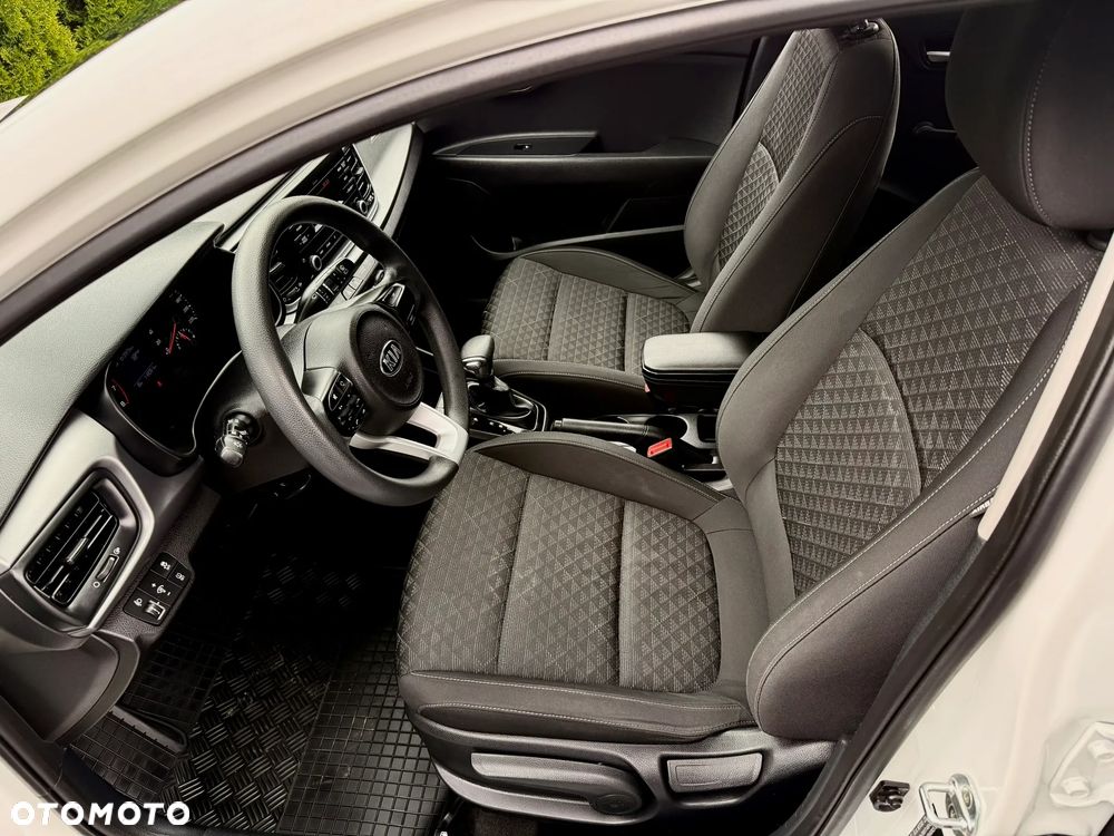 Kia Rio 1.4 L - 17