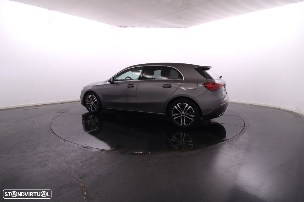 Mercedes-Benz A 200 d - 5
