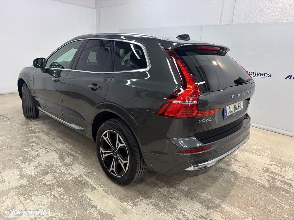 Volvo XC 60 2.0 T6 PHEV Inscription Expression AWD - 3
