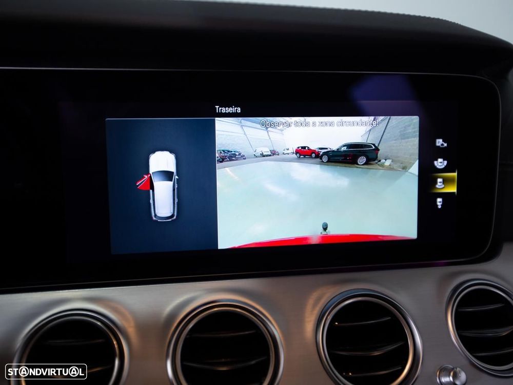 Mercedes-Benz E 300 de 4Matic 9G-TRONIC AMG Line - 41