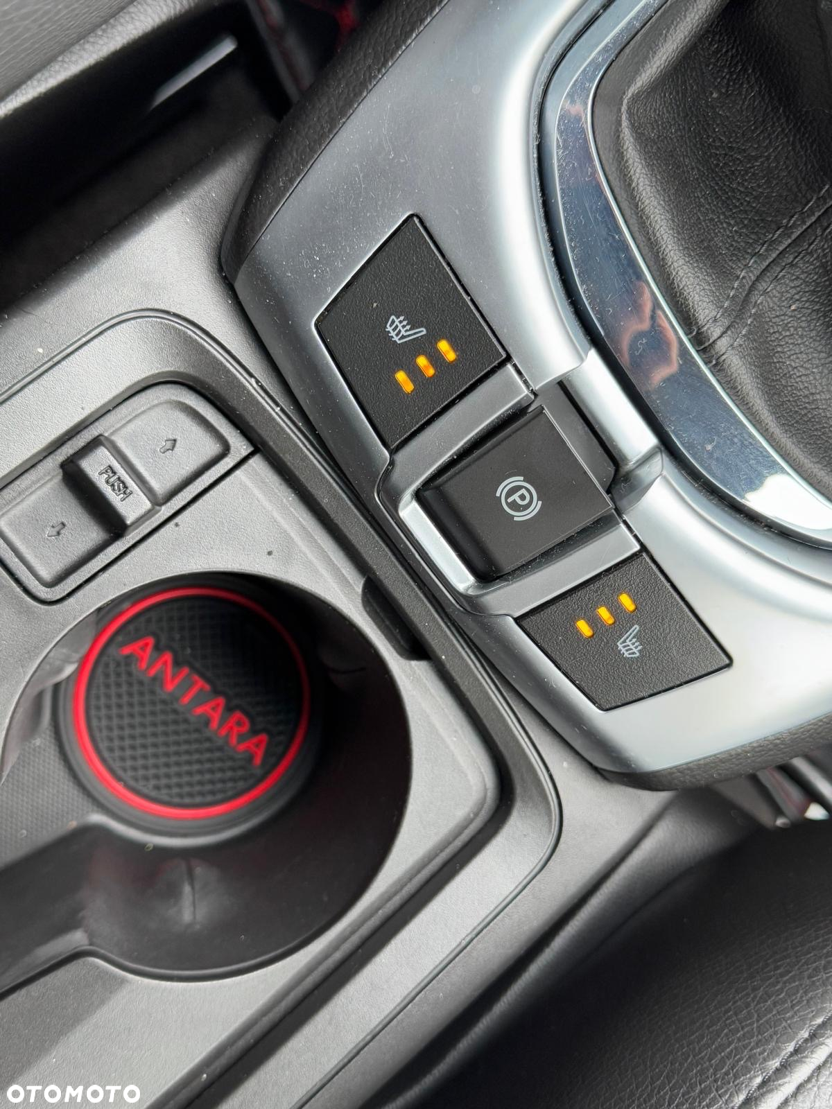 Opel Antara 2.2 CDTI 4x4 Cosmo - 34