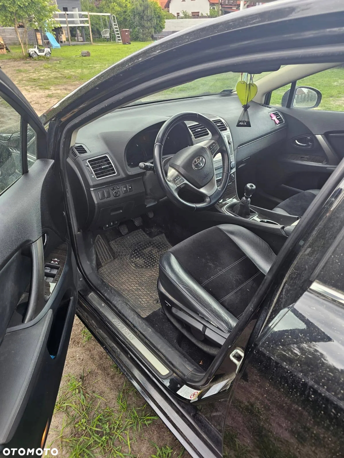 Toyota Avensis 1.8 Business Edition - 12