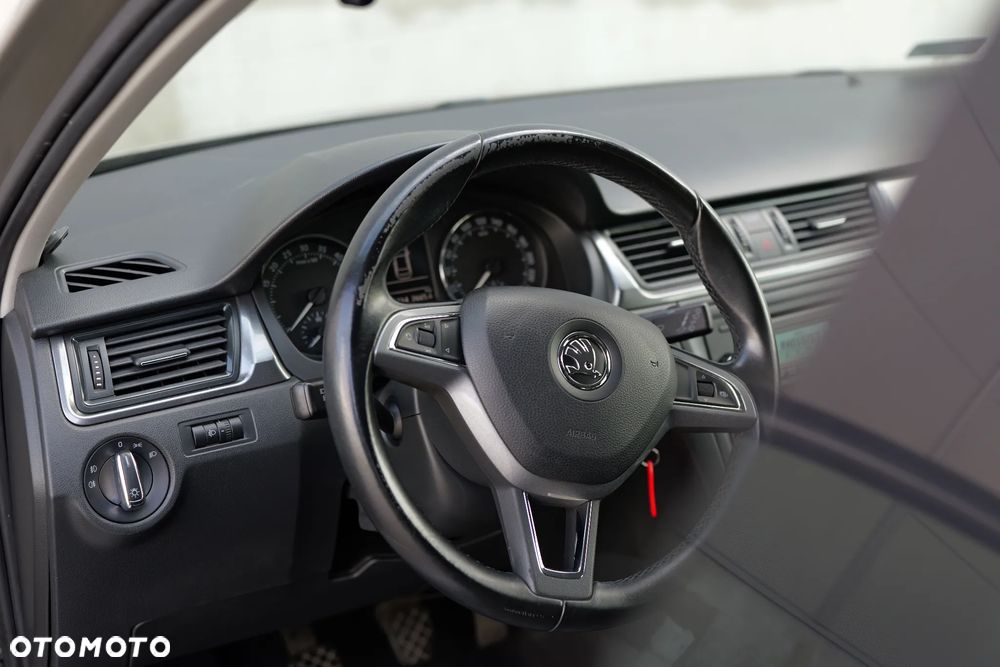 Skoda RAPID - 6