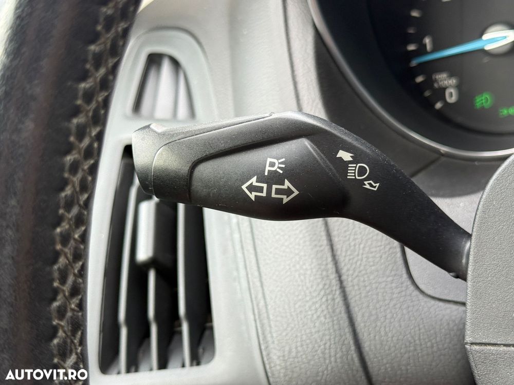 Ford Focus 1.5 TDCi DPF Start-Stopp-System Trend - 13