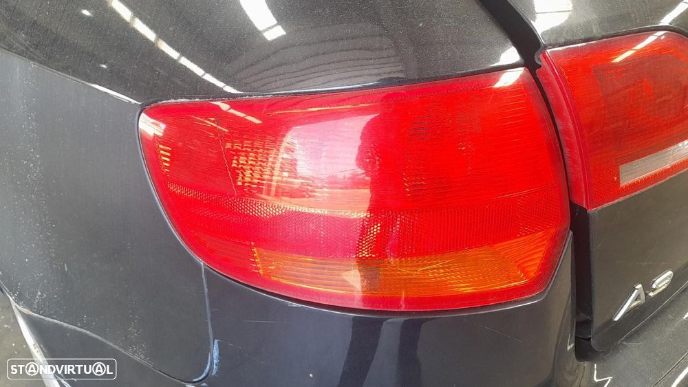 Farolim direito AUDI A3 (8P1) - 1
