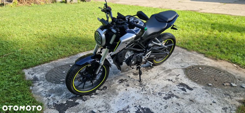 Honda CB - 4