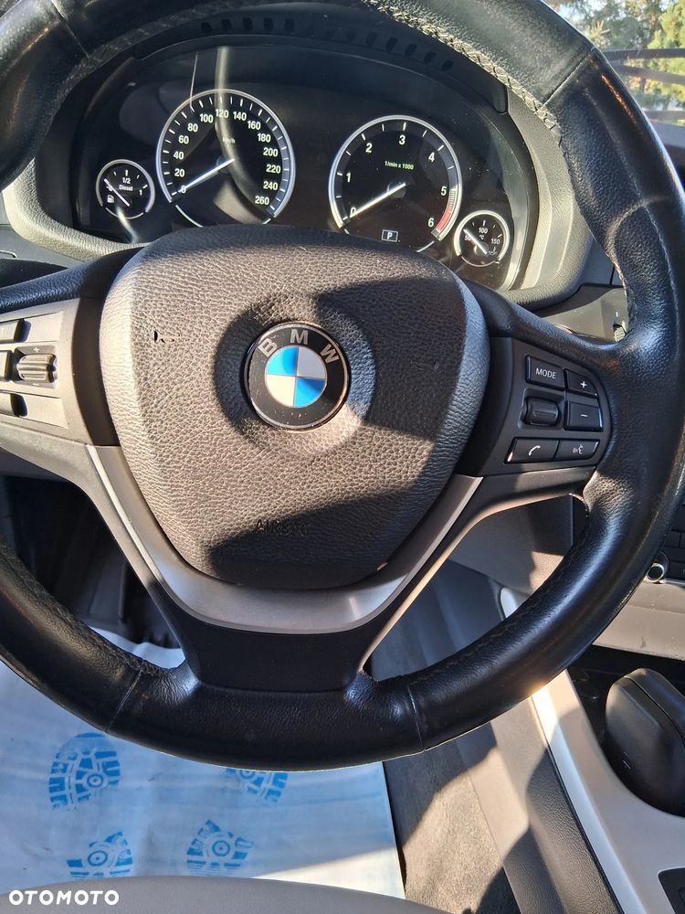 BMW X3 xDrive20d - 13