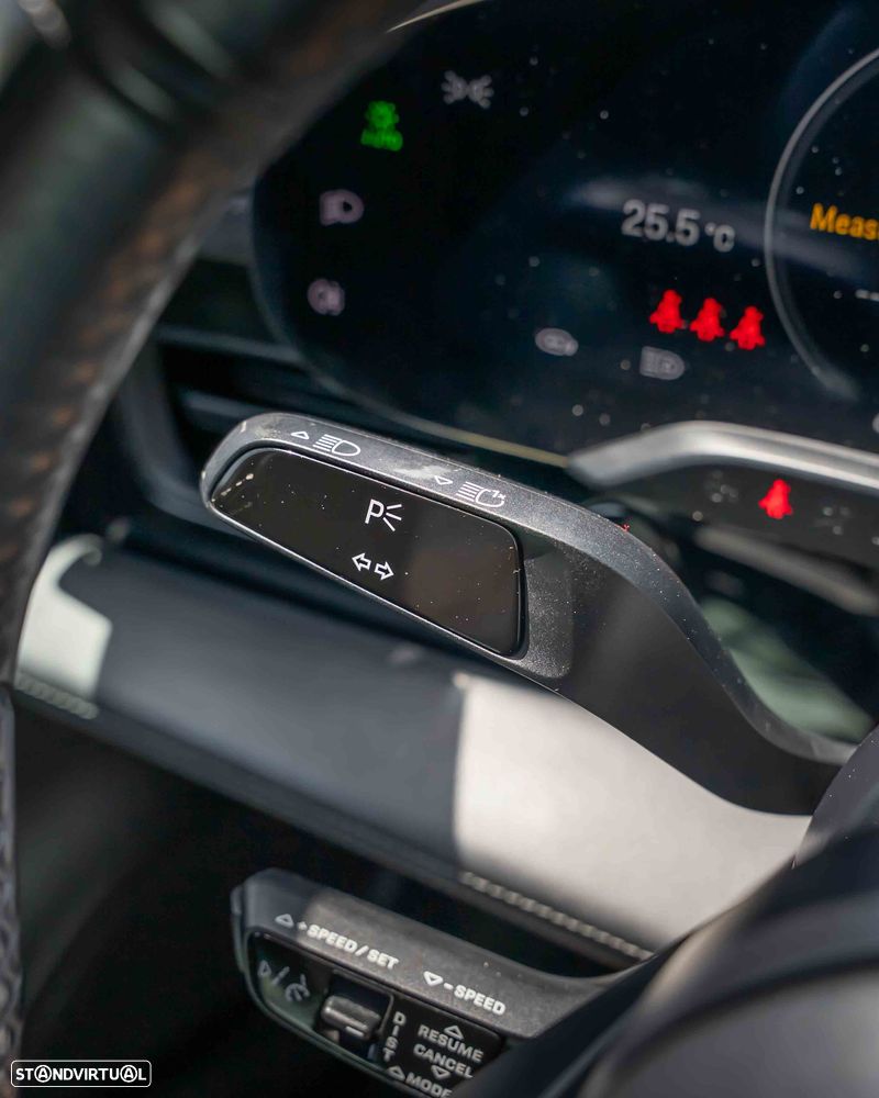Porsche Taycan Turbo - 34