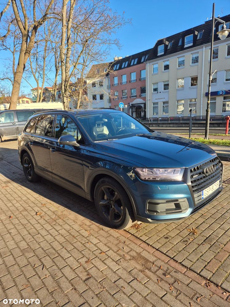 Audi Q7 - 11