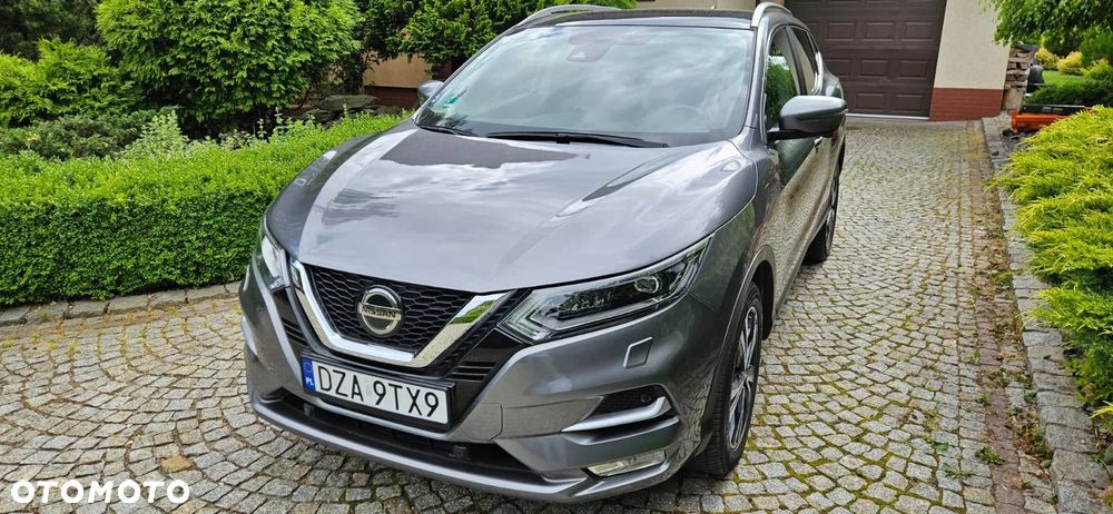 Nissan Qashqai - 2