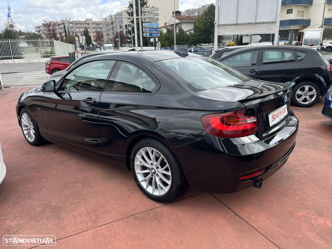 BMW 218 d Coupe Aut. Sport Line - 4