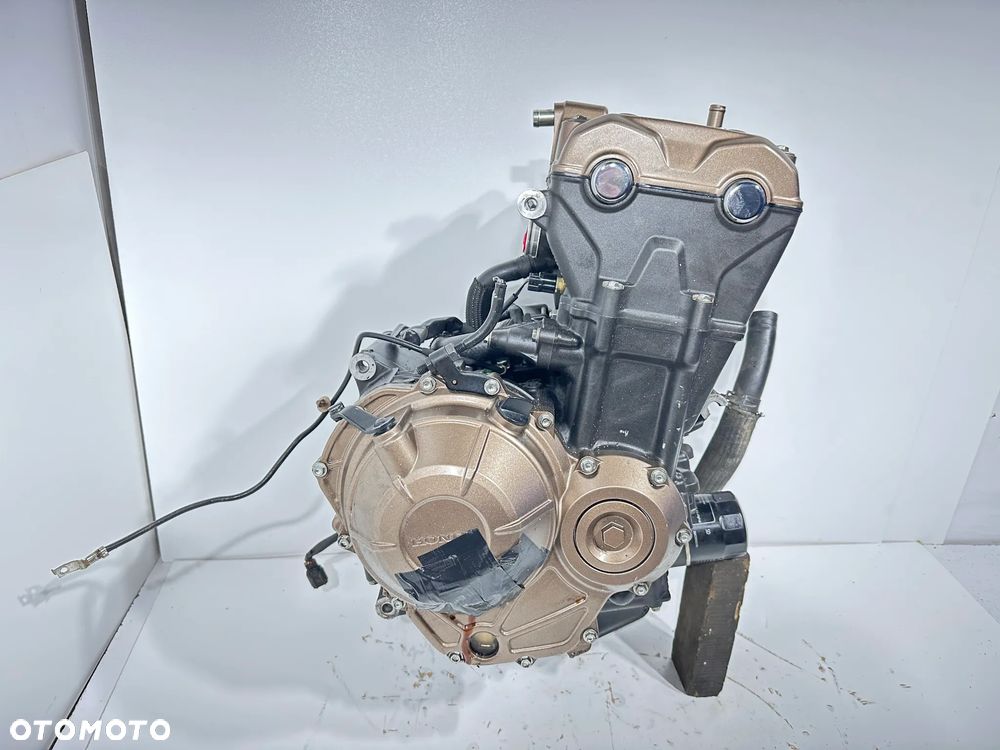 Silnik  Honda CB 500 FA   19-23R  PC62  15.796km - 14