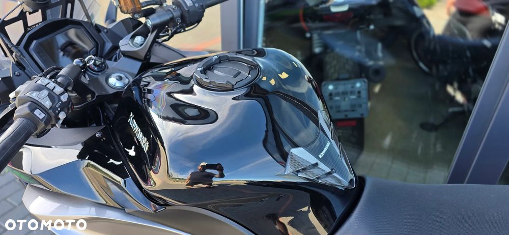 Kawasaki Ninja 1000 SX - 36