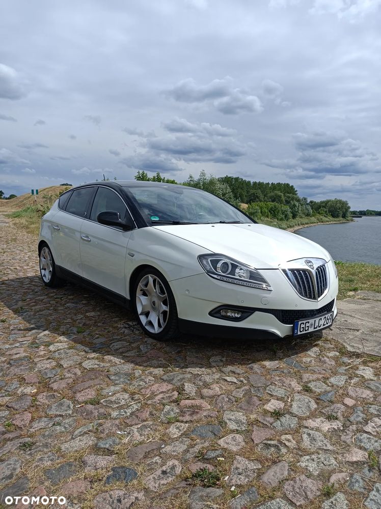 Lancia Delta 1.4 T-Jet 16v Oro - 5