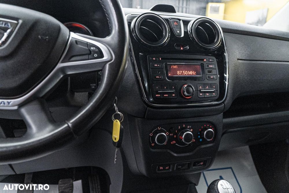 Dacia Lodgy 1.5 dCi Stepway - 26