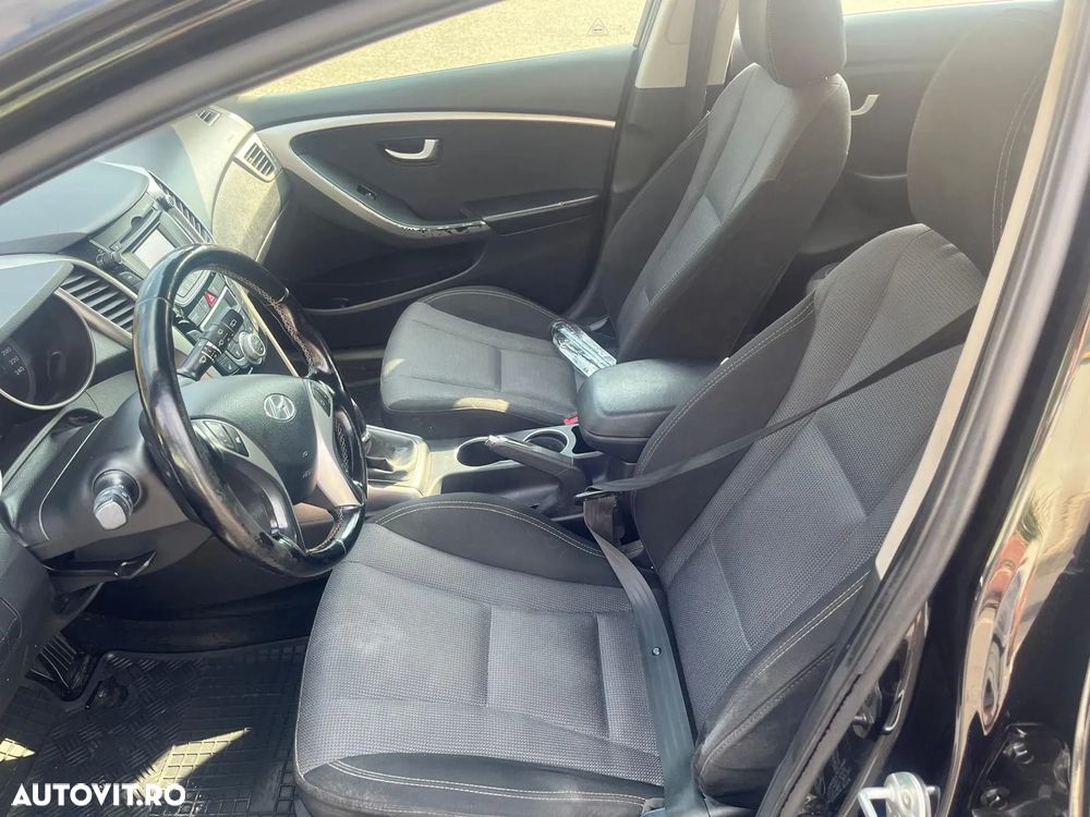 Hyundai i30 1.6GDi Exclusive - 4