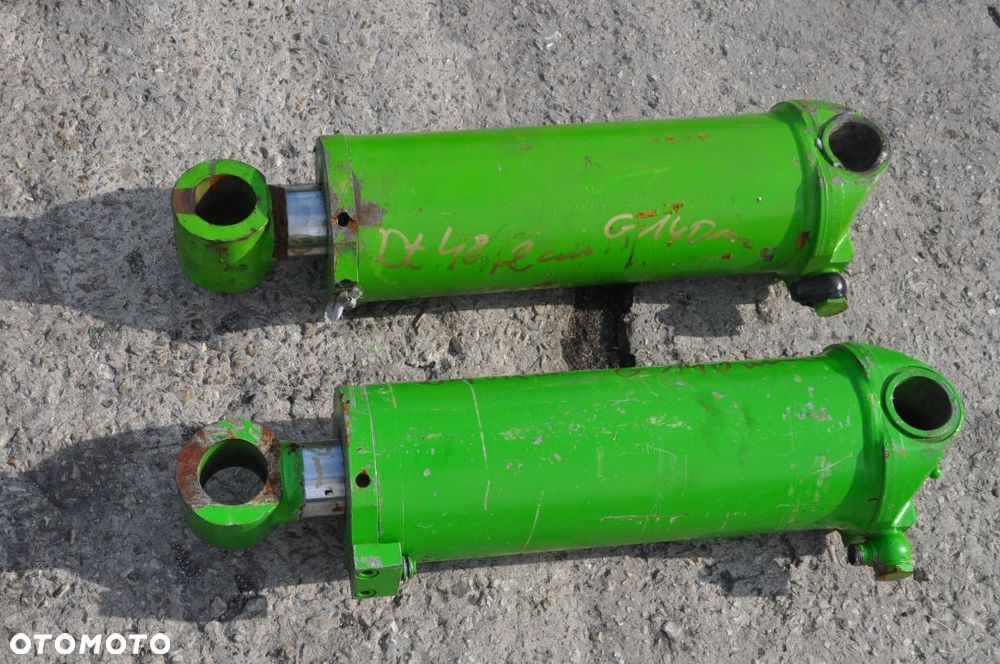 SIŁOWNIK HYDRAULICZNY MERLO DŁ. 48,2 CM - 2