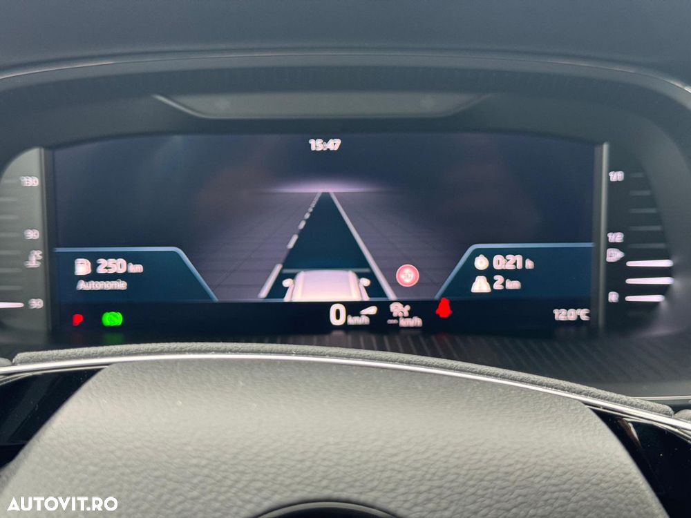 Skoda Octavia 2.0 TDI DSG Tour - 29