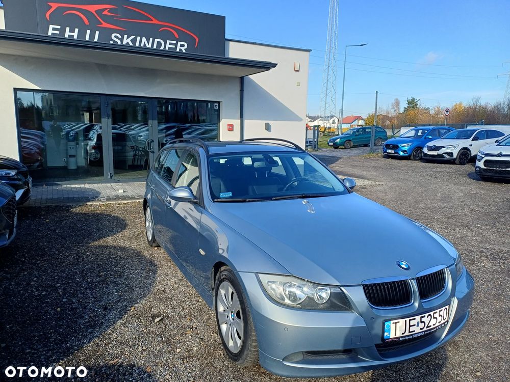 BMW Seria 3 318d - 10